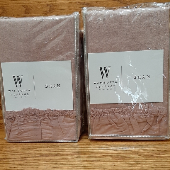 Wamsutta Vintage Linen Standard Shams with Gauze Ruffle (2 shams) Mauve - Picture 2 of 6